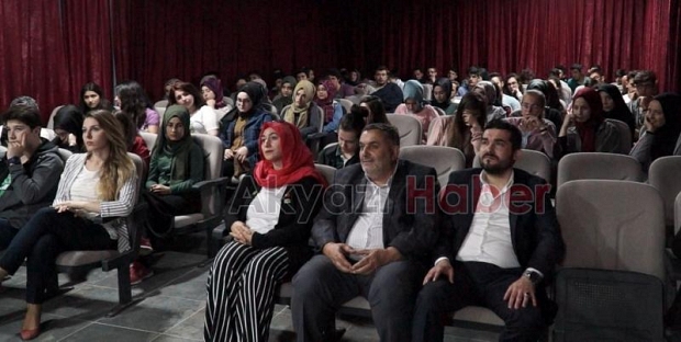 Eğitim Koçu Cem Keleş Seminer Verdi