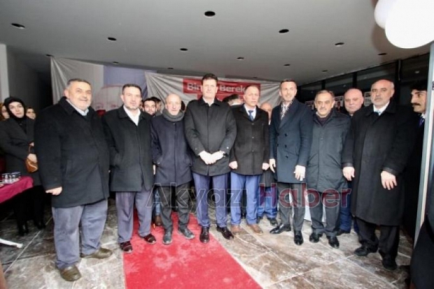 Ekrem Yüce Akyazı da  Seçim İrtibat Bürosu Açtı