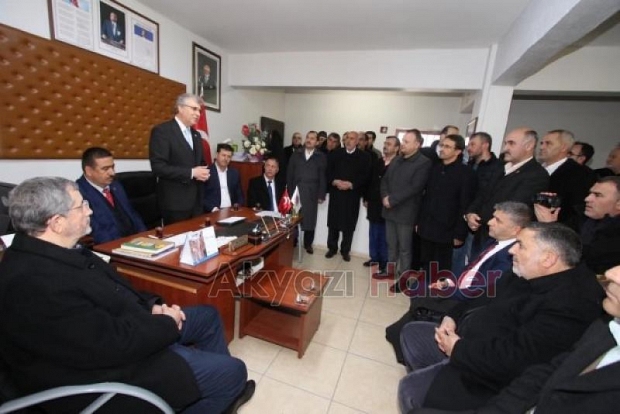 Ekrem Yüce Akyazı da  Seçim İrtibat Bürosu Açtı