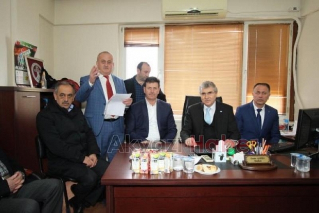 Ekrem Yüce Akyazı da  Seçim İrtibat Bürosu Açtı