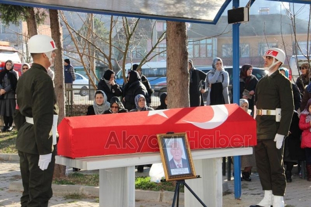 Emekli Astsubay Ramazan Demir son yolculuğuna uğurlandı