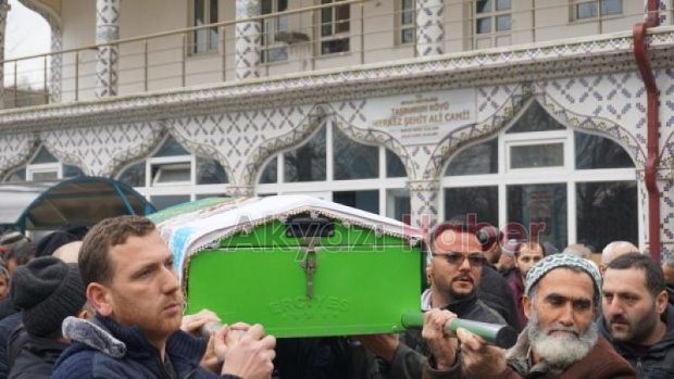Emine Kav Defnedildi