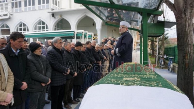 Emriye Şirin Defnedildi