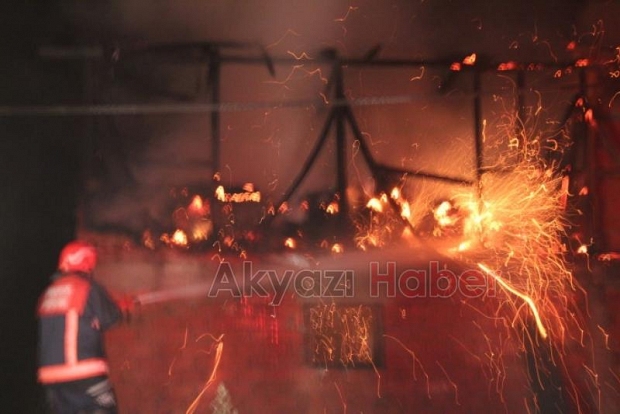 Erdoğdu Mahallesinde Samanlık Yangını