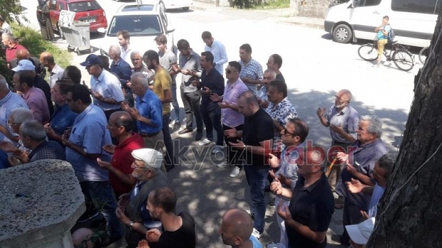 Ertan Yılmaz dualarla defnedildi