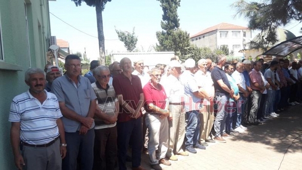 Ertan Yılmaz dualarla defnedildi