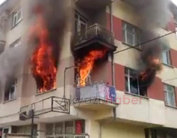 Evde çıkan yangında dehşet anları