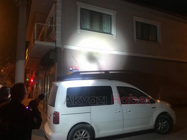 Evin Duvarlarını Kurşunladılar