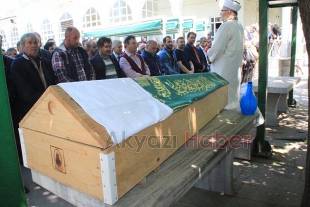Feci Kazada Ölen Nihat Şanlı Defnedildi