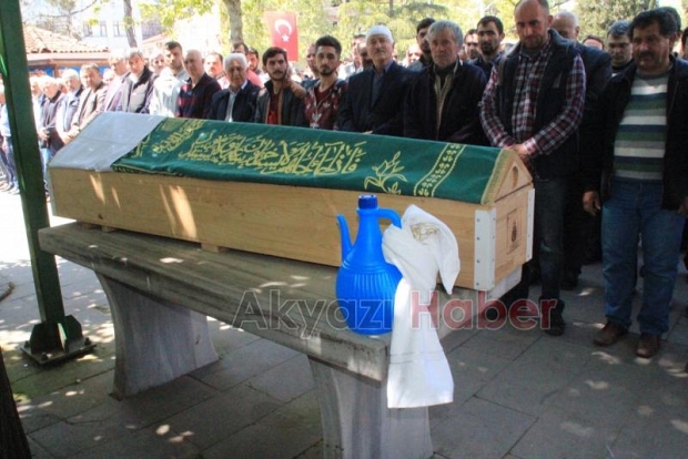 Feci Kazada Ölen Nihat Şanlı Defnedildi