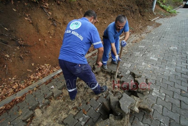 FEN İŞLERİ EKİPLERİ ÇALIŞMALARINA DEVAM EDİYOR