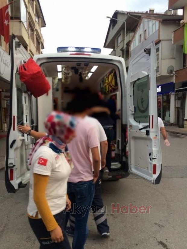 Fenalaşan Genç Hastaneye Kaldırıldı