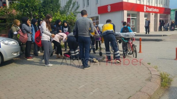 Fenalaşan Öğrenci Birden Yere Yığıldı