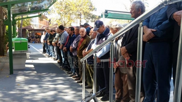 Ferziye Ermiş Defnedildi