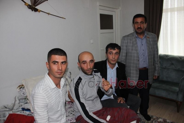 Gazi Faruk Kumaş Akyazıya Geldi