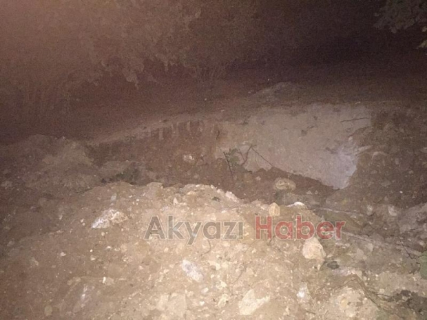 Gece Yarısı Define Arayan 6 Kişi Kıskıvrak Yakalandı