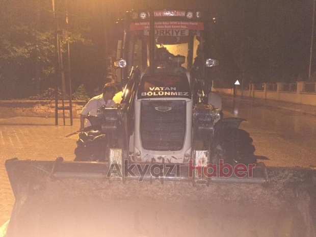 Gece Yarısı Define Arayan 6 Kişi Kıskıvrak Yakalandı