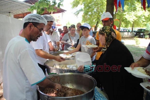 GELENEKSEL SÜNNET ŞÖLENİ YAPILDI