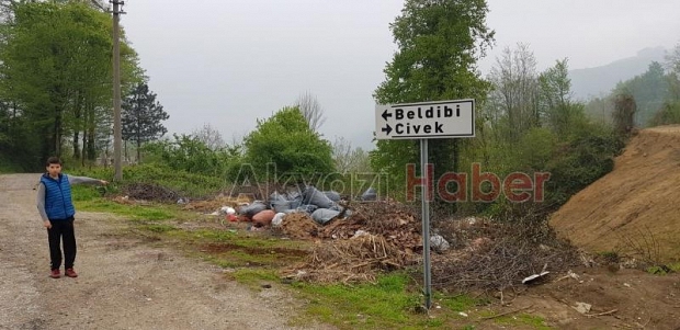 Gelişi Güzel Atılan Çöplere Tepki