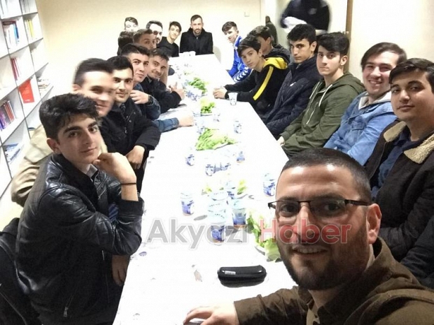 GENÇLER İLE İŞİN EHLİ BULUŞMALARINA DEVAM