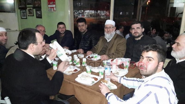 GENÇLER NAMAZ PROGRAMINDA BULUŞTU