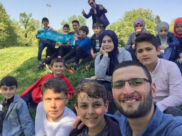 Gençler, TÜGVA Akyazı ile her daim sahada 