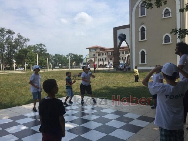 GENÇLER TÜGVA ORTAOKUL YAZ OKULUNU ÇOK SEVDi !