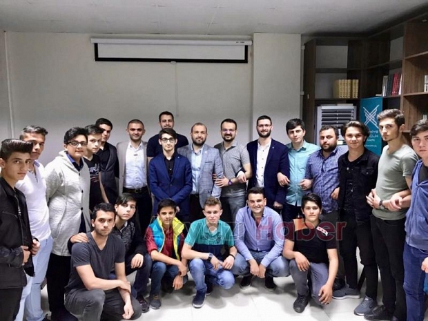 GENÇLERLE BAŞBAŞA ! 