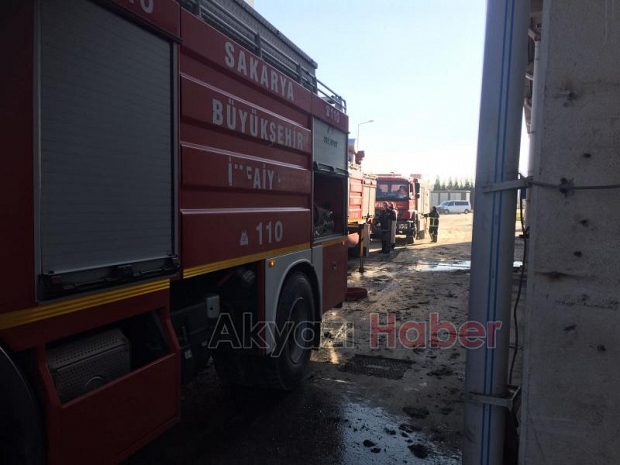 Geri Dönüşüm Fabrikasında Yangın