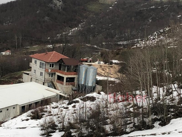 Geyvede büyük heyelan