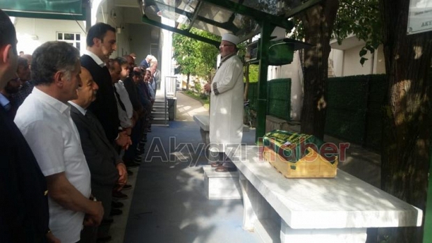 Gökhan Kilit Oğlunu toprağa verdi