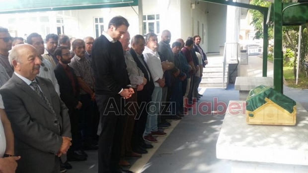 Gökhan Kilit Oğlunu toprağa verdi