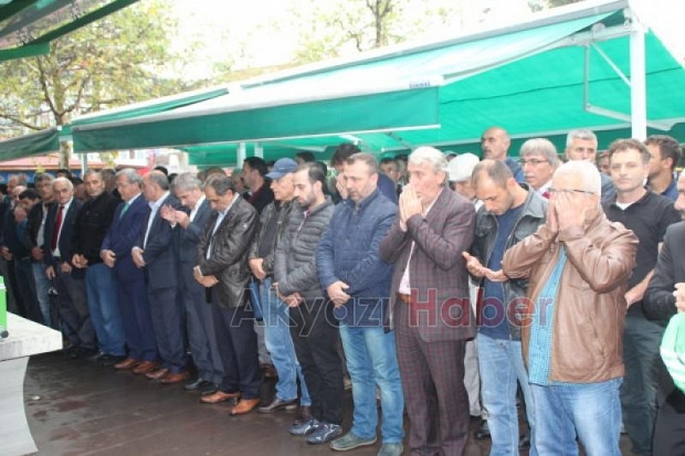 Gülsüm Onat Defnedildi