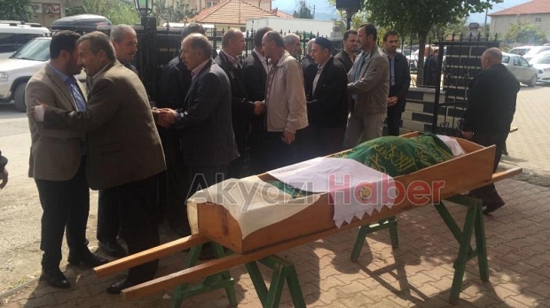 Hacı Maksut Asan Dualarla Defnedildi