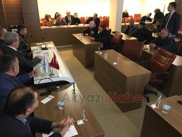 HALK GÜNÜ TOPLANTISI YOĞUN KATILIMLA GERÇEKLEŞTİ