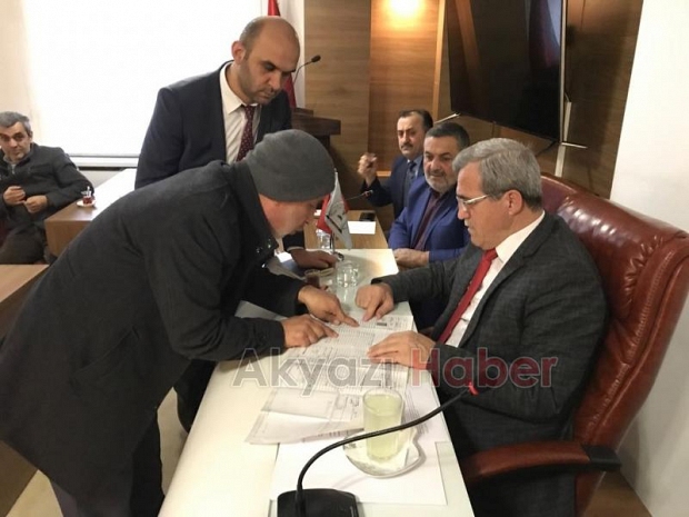 HALK GÜNÜ TOPLANTISI YOĞUN KATILIMLA GERÇEKLEŞTİ