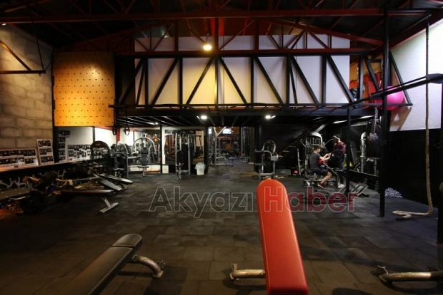 Hangar Life Fitness 