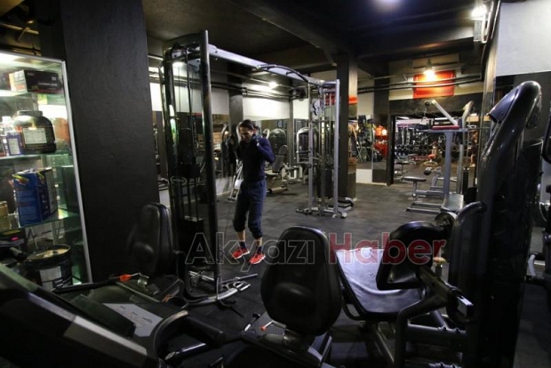 Hangar Life Fitness 