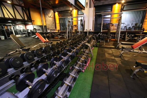 Hangar Life Fitness 