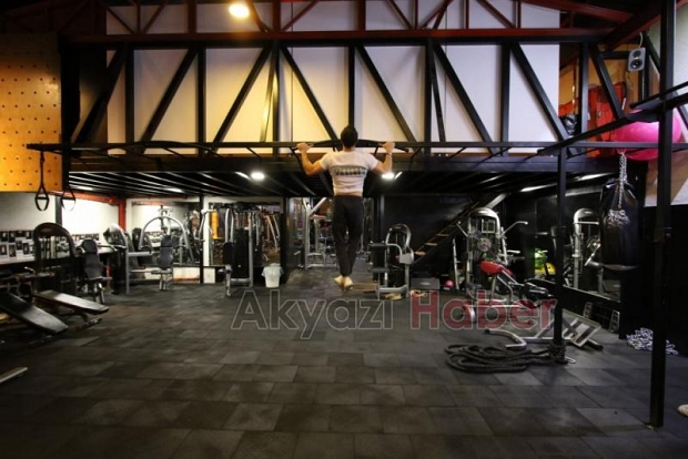 Hangar Life Fitness 
