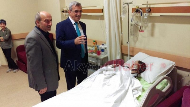 HASAN AKCAN DAN KANDİL GECESİNDE HASTA ZİYARETİ
