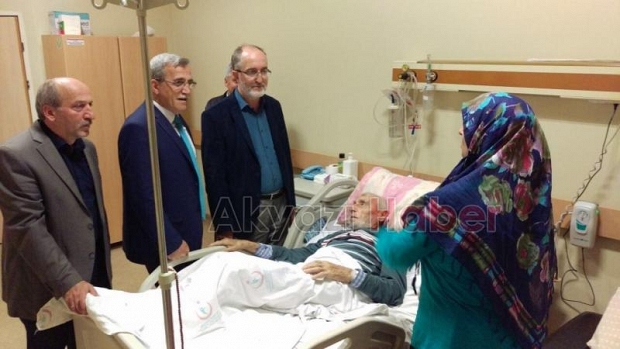 HASAN AKCAN DAN KANDİL GECESİNDE HASTA ZİYARETİ