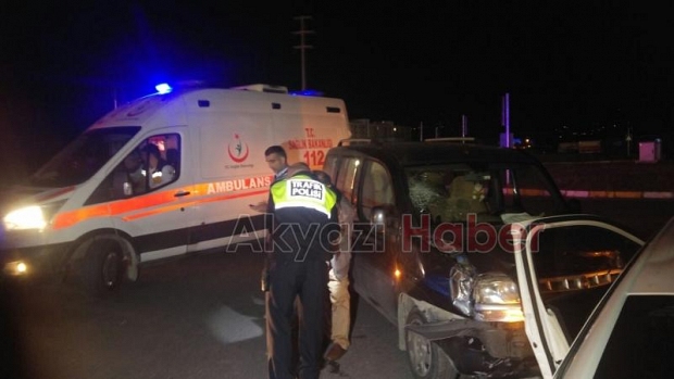 Hastane kavşağında trafik kazası 3 yaralı
