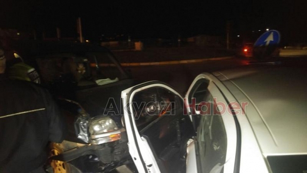 Hastane kavşağında trafik kazası 3 yaralı