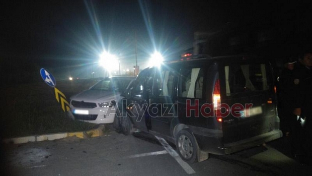 Hastane kavşağında trafik kazası 3 yaralı