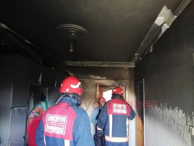 Hastane Mahallesinde Bir Binada Çıkan Yangın Korkuttu
