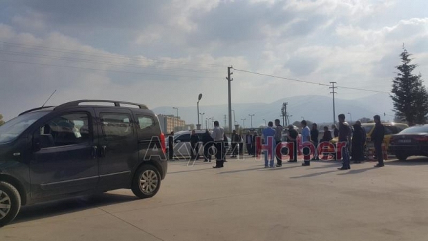 Hastane Önünde Silah Sesleri
