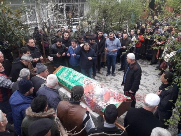Hatice Özsar dualarla defnedildi