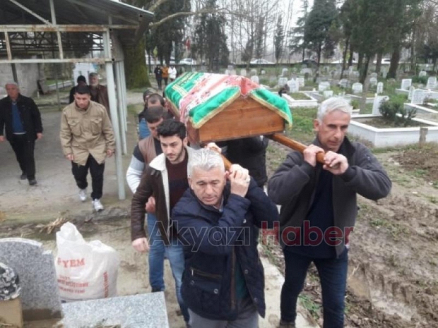 Hatice Özsar dualarla defnedildi