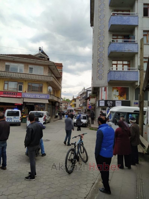 Hendekte muhtar bir kişiyi öldürdü